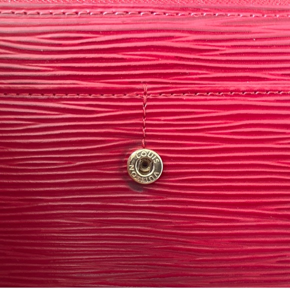 Louis Vuitton Portefueille Sarah Wallet - Picture 12 of 16